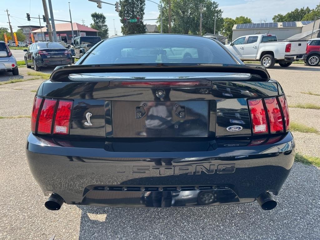 Ford Mustang GT Coupe 2000