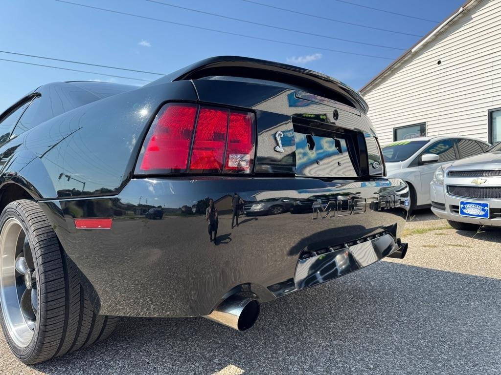 Ford Mustang GT Coupe 2000