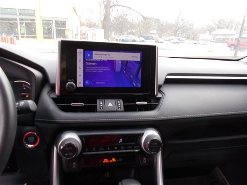 Toyota RAV4 XLE Premium 2024