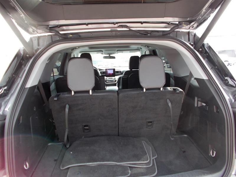 Ford Explorer XLT 2023