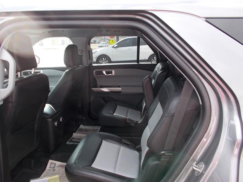 Ford Explorer XLT 2023