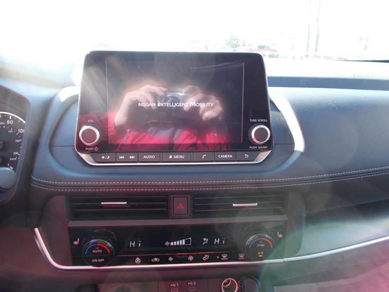 Nissan Rogue SV AWD 2025