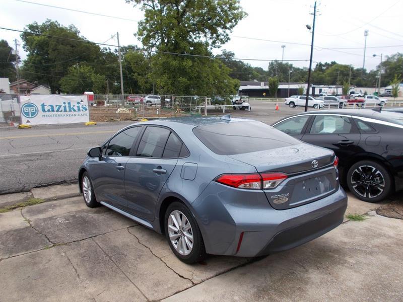 Toyota Corolla LE 2025