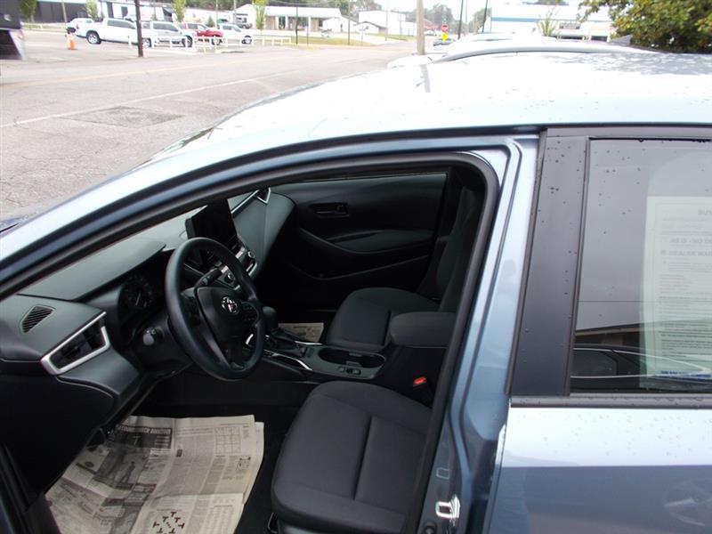 Toyota Corolla LE 2025