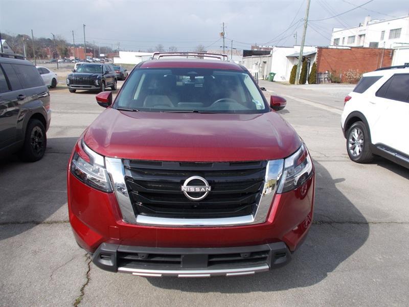 Nissan Pathfinder SL 2024
