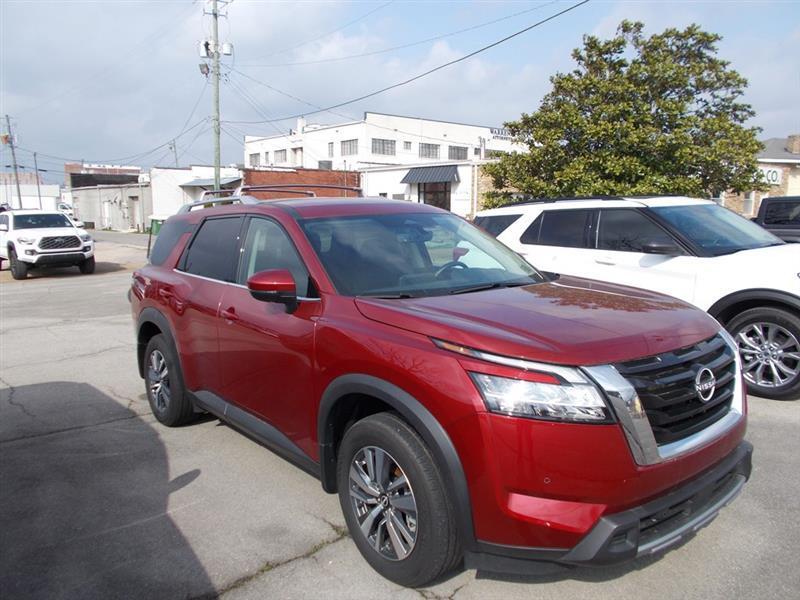Nissan Pathfinder SL 2024