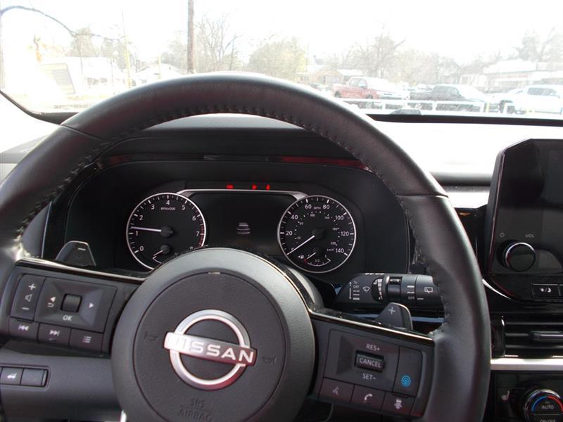 Nissan Pathfinder SL 2024