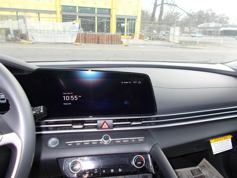 Hyundai Elantra SEL Convenience 2025