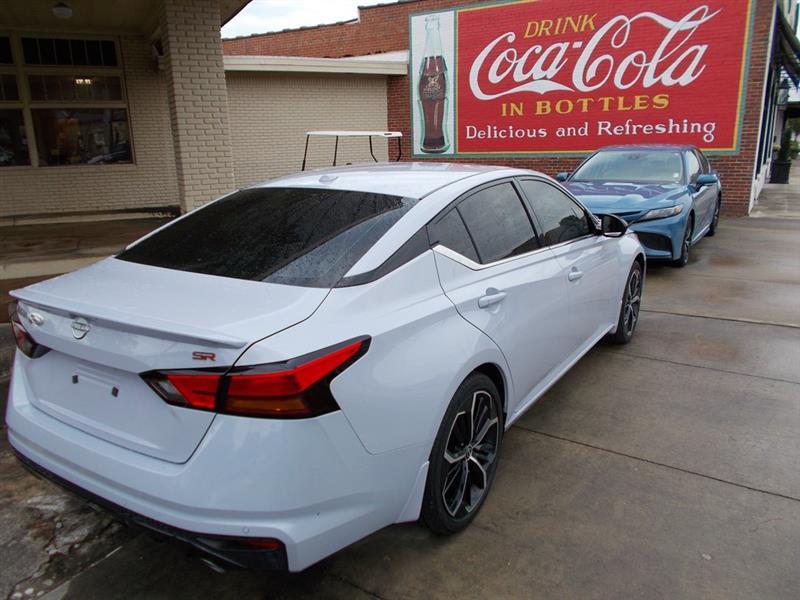 Nissan Altima 2.5 SR 2024