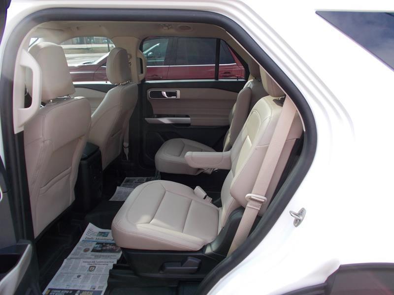 Ford Explorer XLT 2023