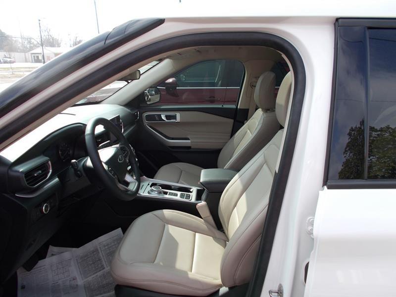 Ford Explorer XLT 2023