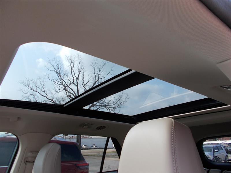 Ford Explorer XLT 2023