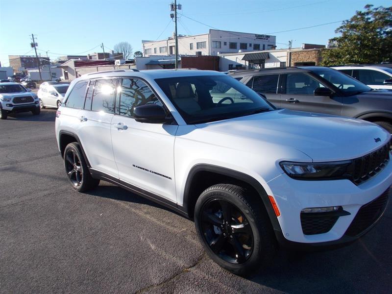 Jeep Grand Cherokee Limited 2WD 2023
