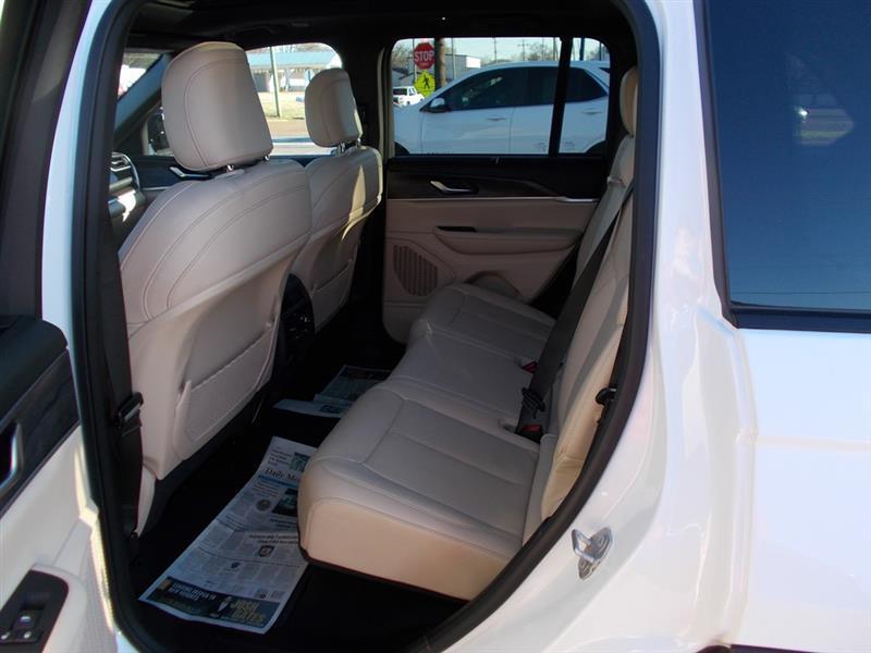 Jeep Grand Cherokee Limited 2WD 2023