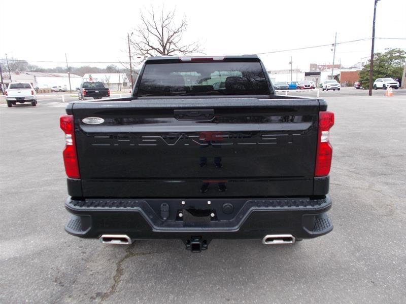 Chevrolet Silverado 1500 Trail Boss Custom Crew Cab 4WD 2025