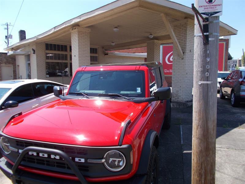 Ford Bronco Black Diamond 4-Door 2024