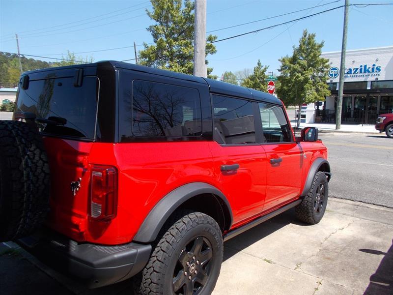 Ford Bronco Black Diamond 4-Door 2024