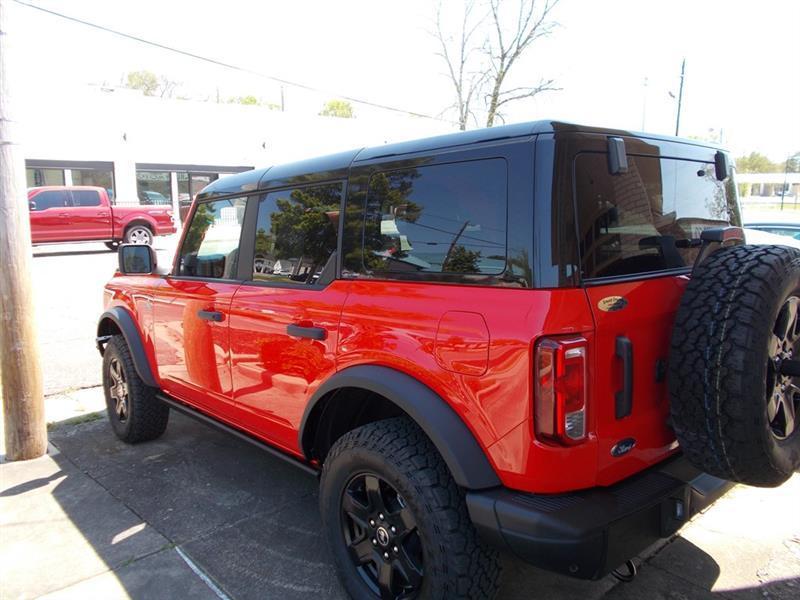 Ford Bronco Black Diamond 4-Door 2024