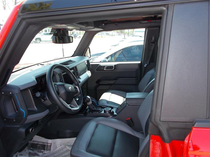 Ford Bronco Black Diamond 4-Door 2024