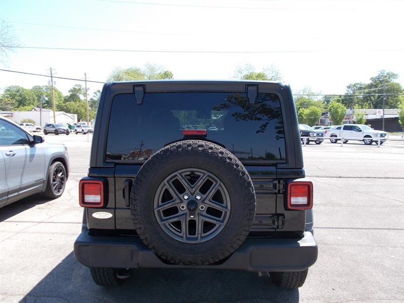 Jeep Wrangler Sport 2025