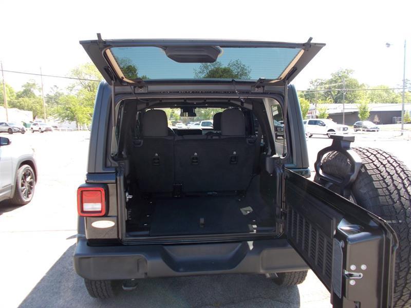 Jeep Wrangler Sport 2025