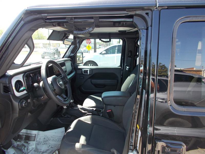 Jeep Wrangler Sport 2025