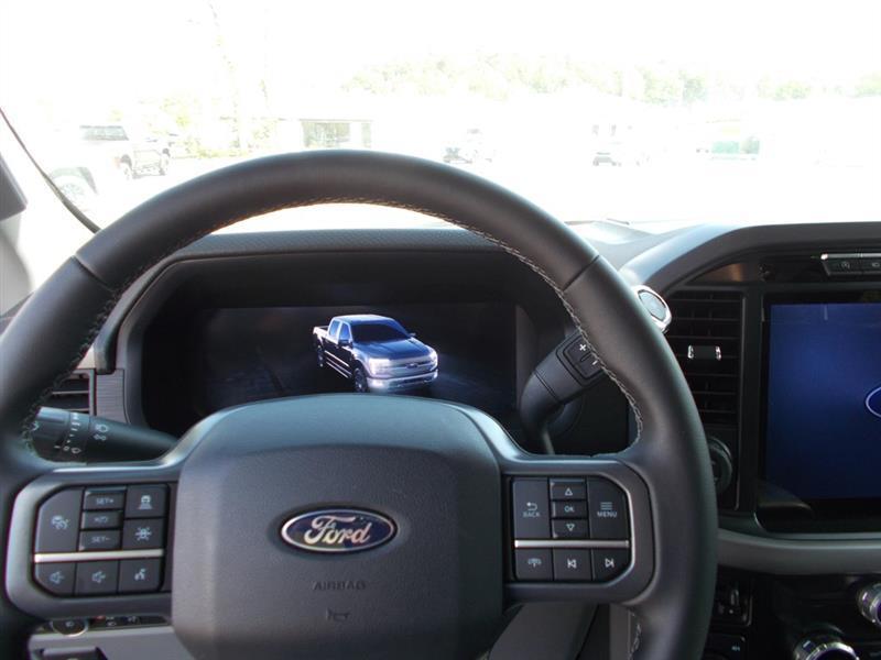 Ford F-150 XLT SuperCrew 4WD 2024