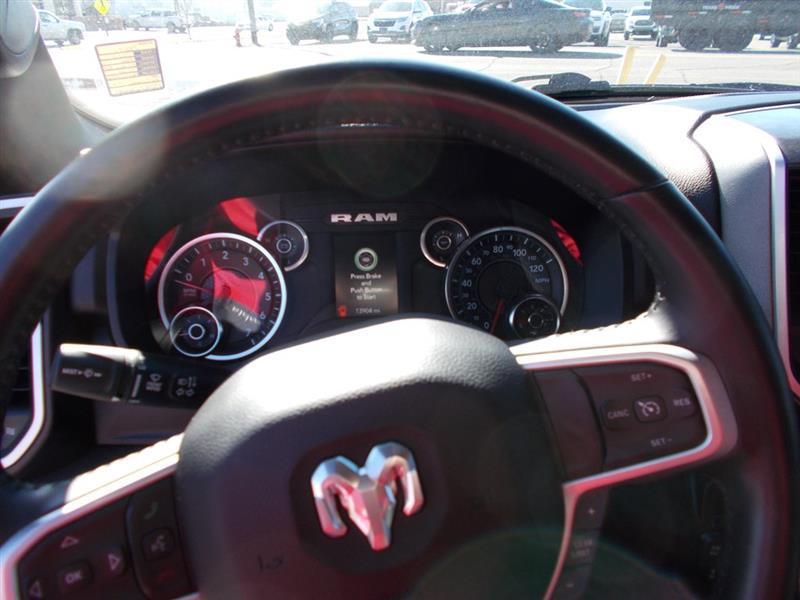 RAM 1500 Big Horn Crew Cab SWB 4WD 2023