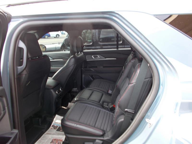 Ford Explorer ST-Line 2025