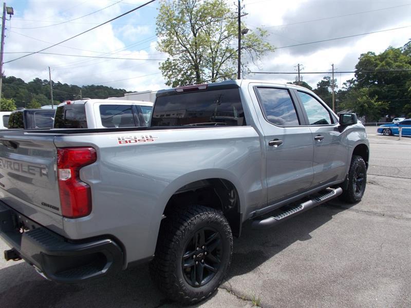 Chevrolet Silverado 1500 Trail Boss Custom Crew Cab 4WD 2024