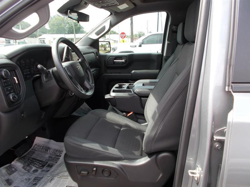 Chevrolet Silverado 1500 Trail Boss Custom Crew Cab 4WD 2024