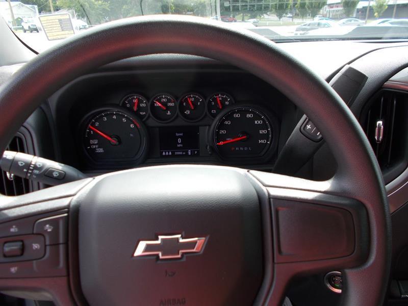 Chevrolet Silverado 1500 Trail Boss Custom Crew Cab 4WD 2024