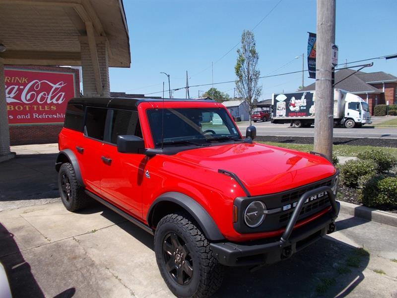 Ford Bronco Black Diamond 4-Door 2024