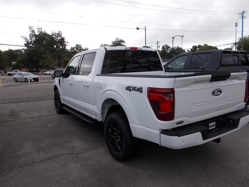 Ford F-150 XLT SuperCrew 4WD 2025