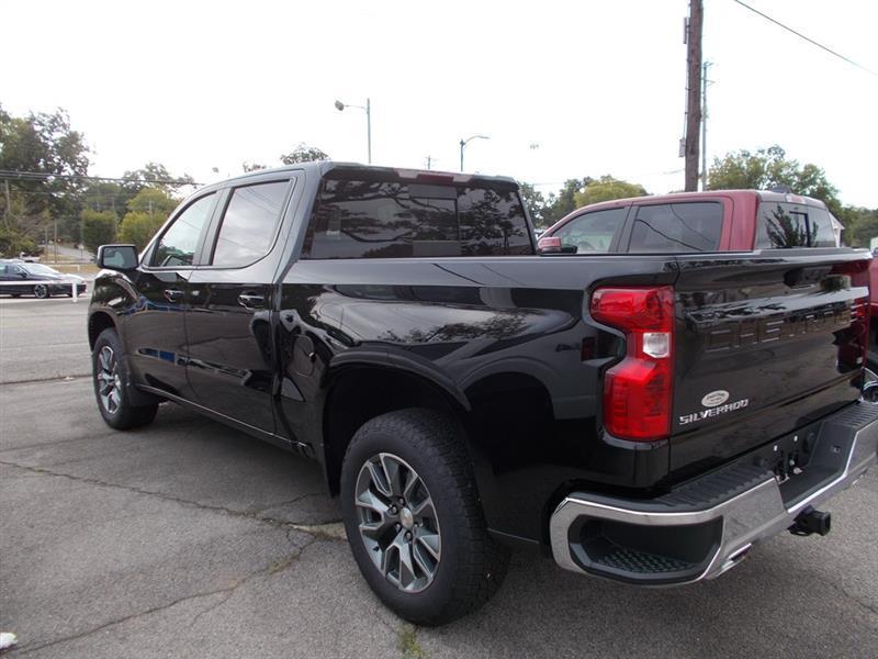 Chevrolet Silverado 1500 LT Crew Cab 4WD 2026