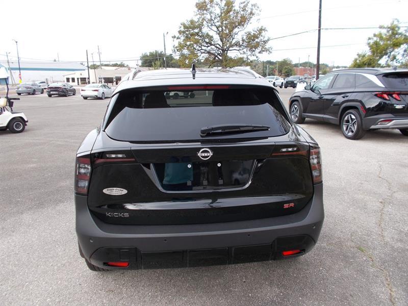 Nissan Kicks SR 2025