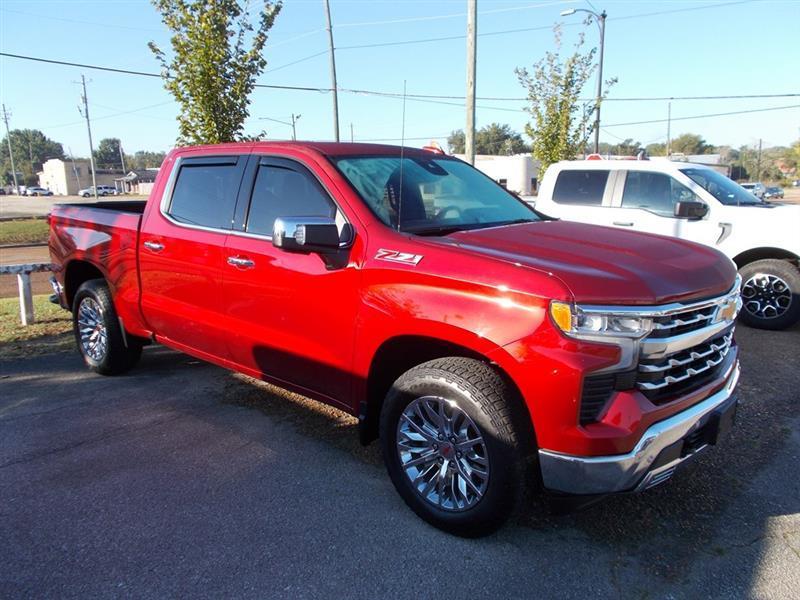 Chevrolet Silverado 1500 LTZ Crew Cab 4WD 2024