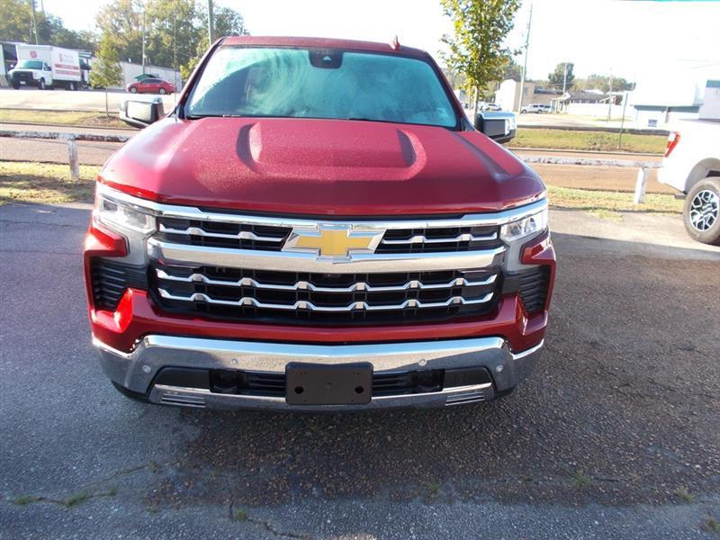 Chevrolet Silverado 1500 LTZ Crew Cab 4WD 2024