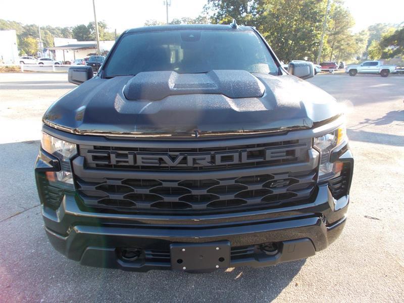 Chevrolet Silverado 1500 Trail Boss Custom Crew Cab 4WD 2026