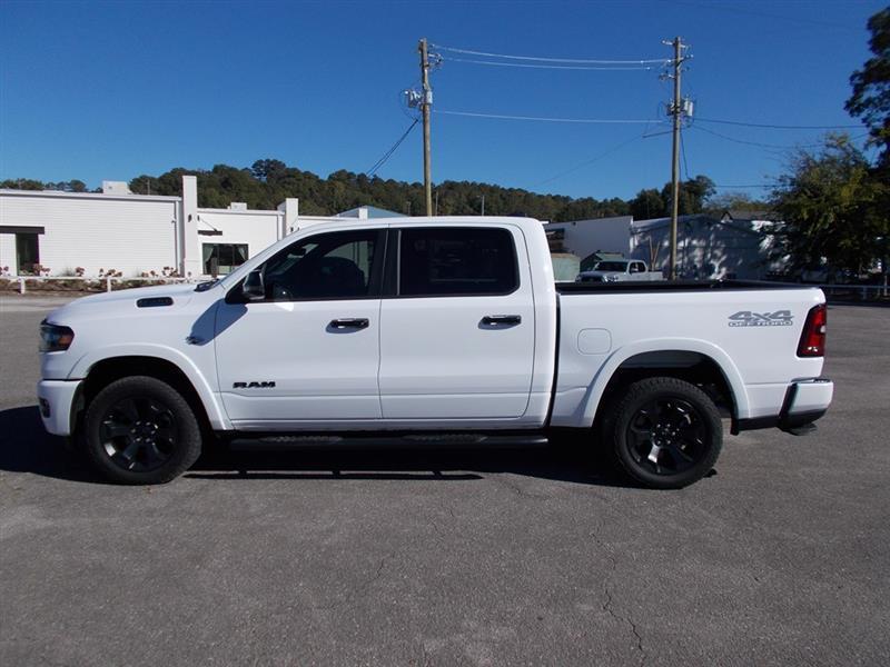 RAM 1500 Big Horn Crew Cab SWB 4WD 2026