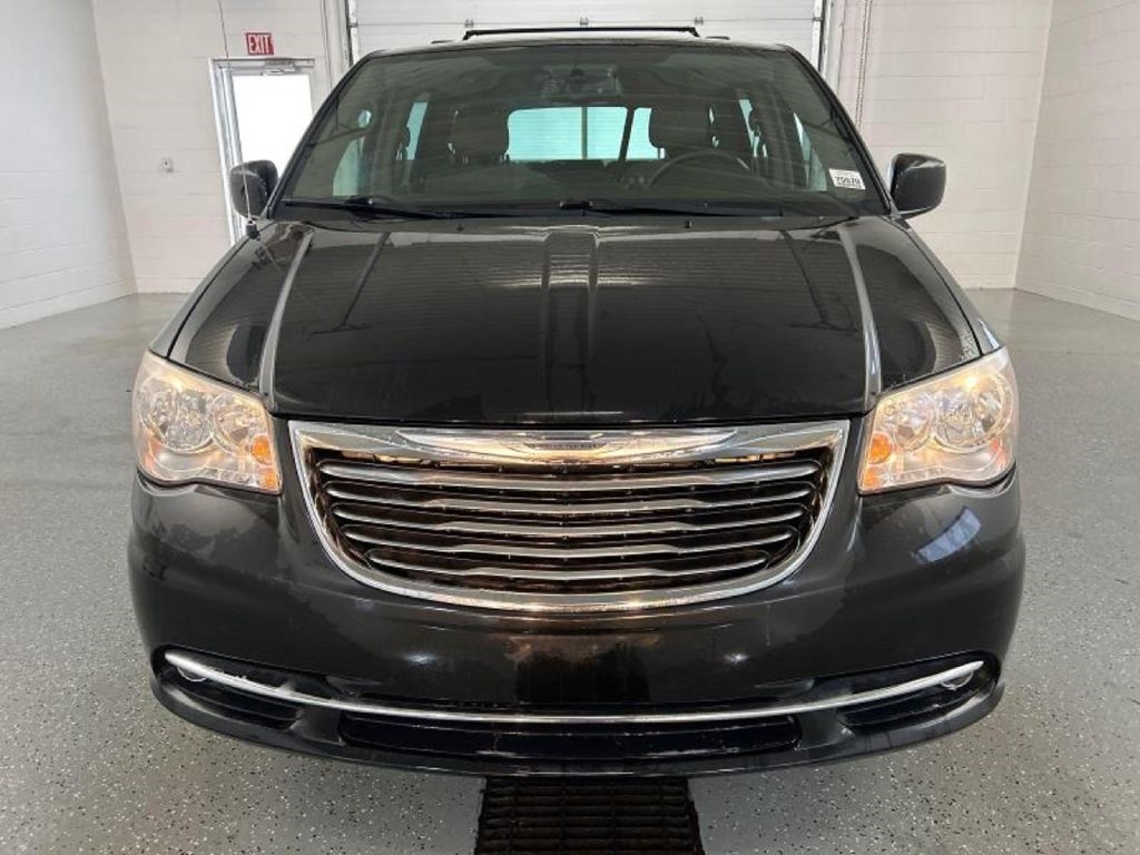 Chrysler Town & Country  2014