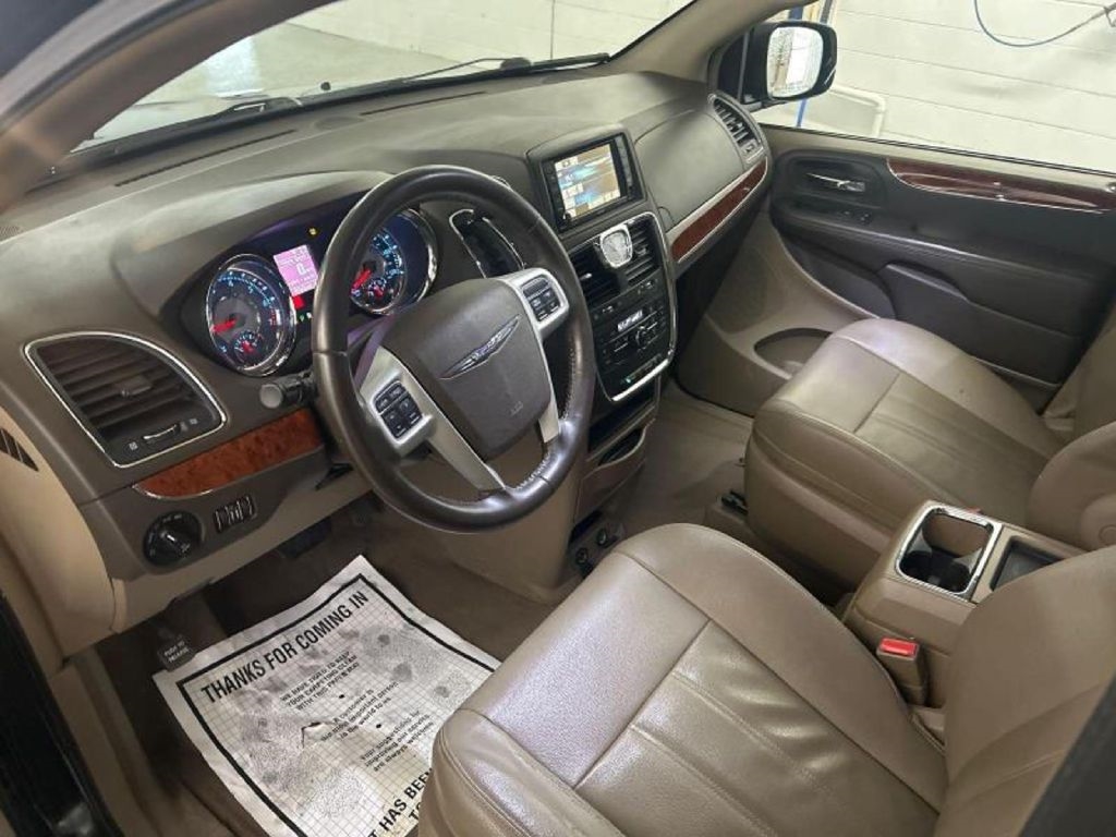 Chrysler Town & Country  2014
