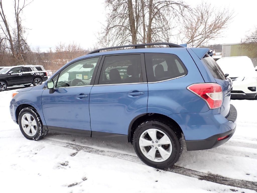 Subaru Forester  2016