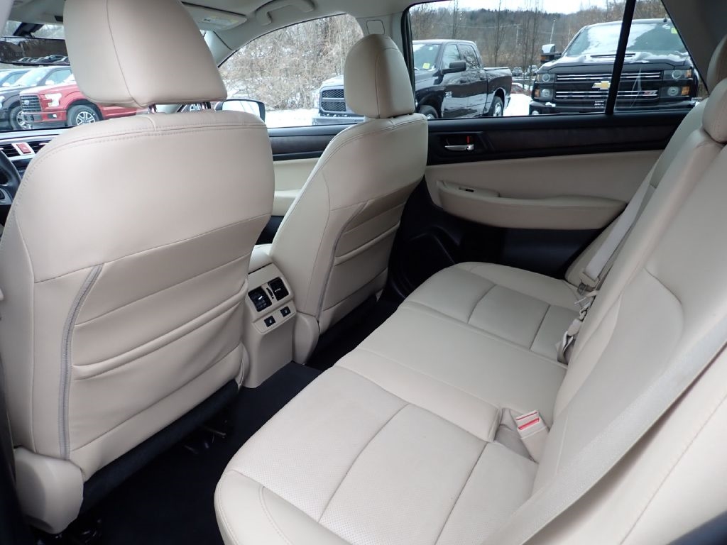 Subaru Outback  2017