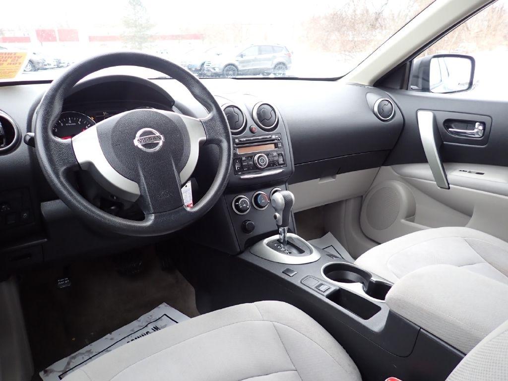 Nissan Rogue Select  2014