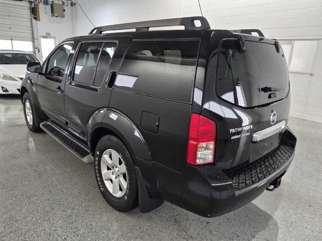 Nissan Pathfinder  2012