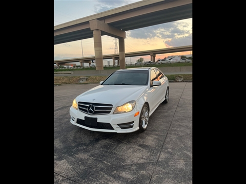 2014 Mercedes-Benz C-Class C250 Luxury Sedan