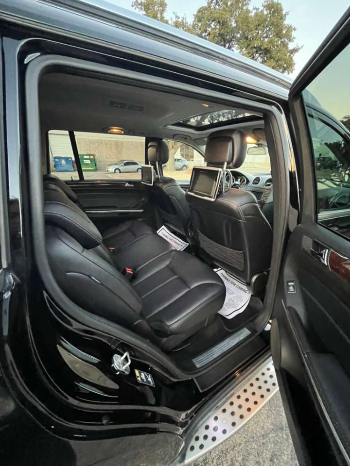 Mercedes-Benz GL-Class GL350 BlueTEC 2012