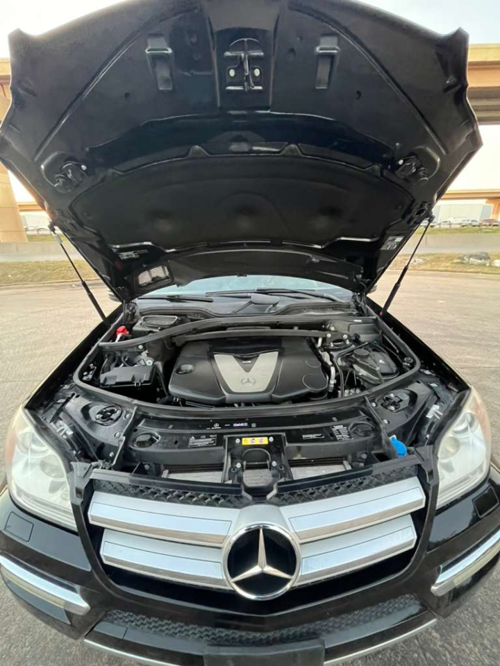 Mercedes-Benz GL-Class GL350 BlueTEC 2012