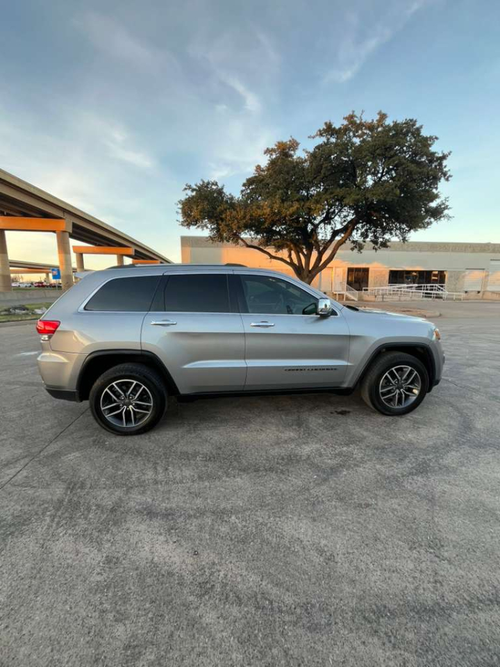Jeep Grand Cherokee Limited 2WD 2019